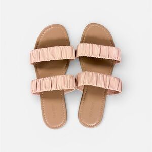 Old Navy Faux Leather Ruched Sandals
